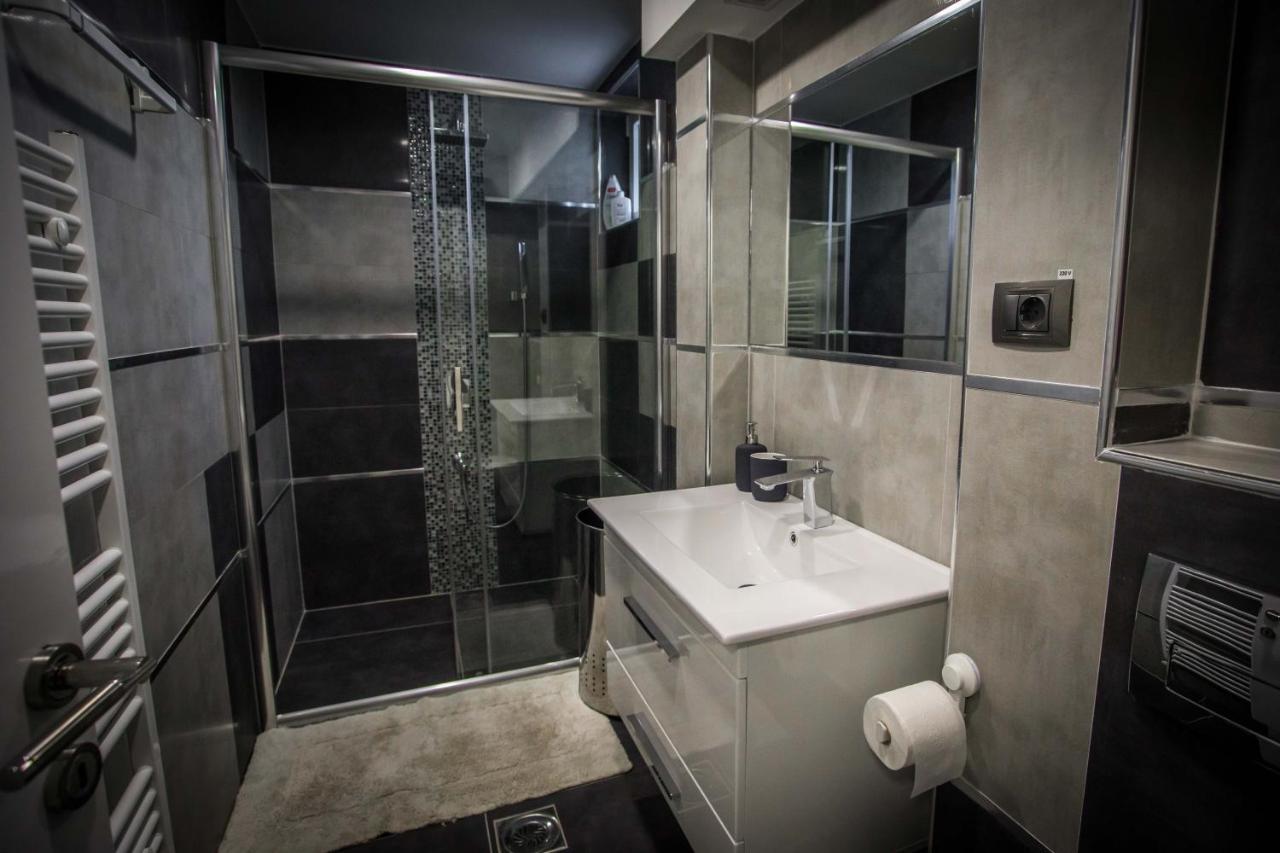 Apartman Simic - Stan Na Dan Bogatic Exterior photo